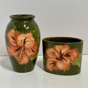 Moorcroft Pottery Peach Hibiscus Olive Green Ground Set Of 2 Vase And Oval Pot